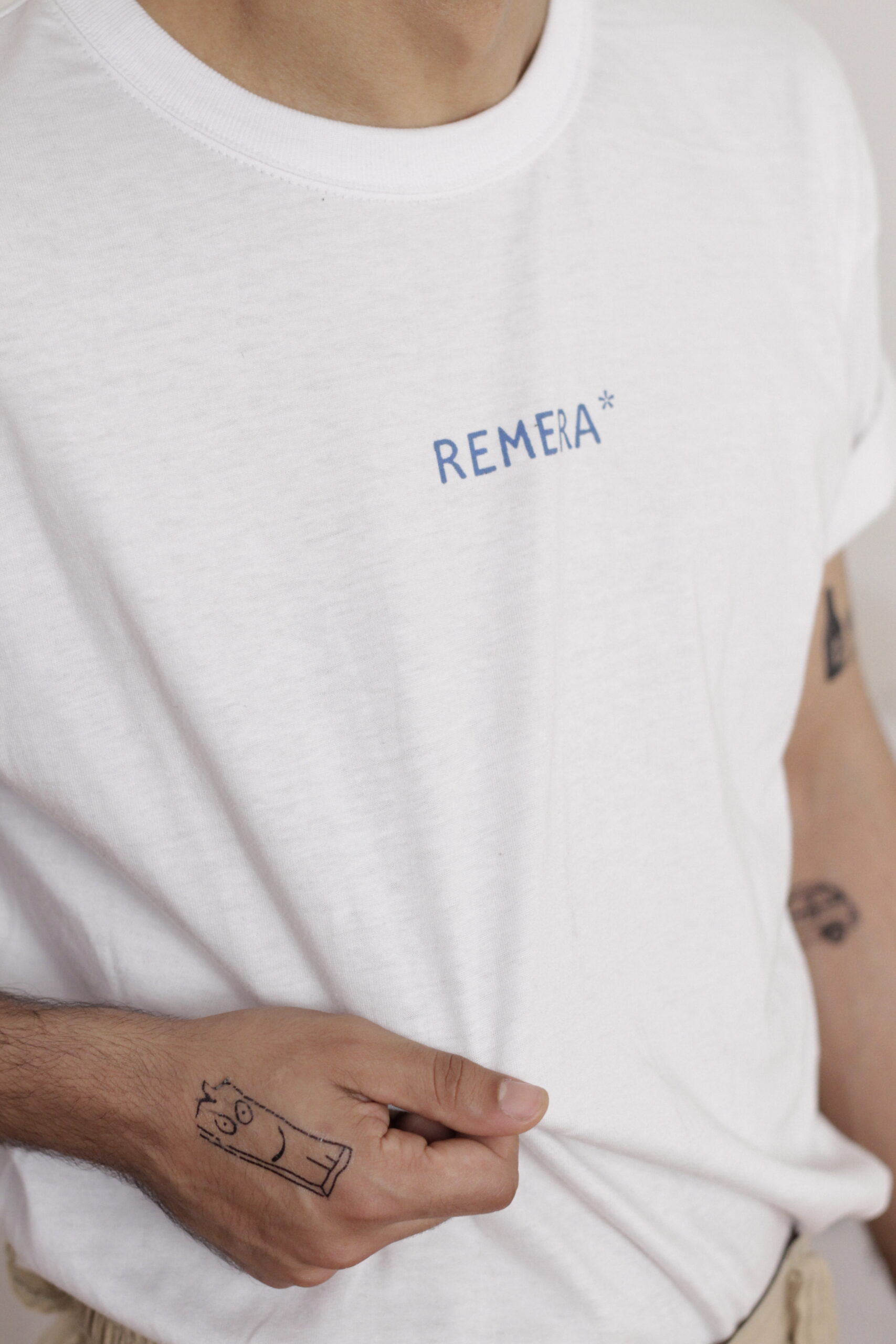 Remera de Remera en blanco - Imagen 5