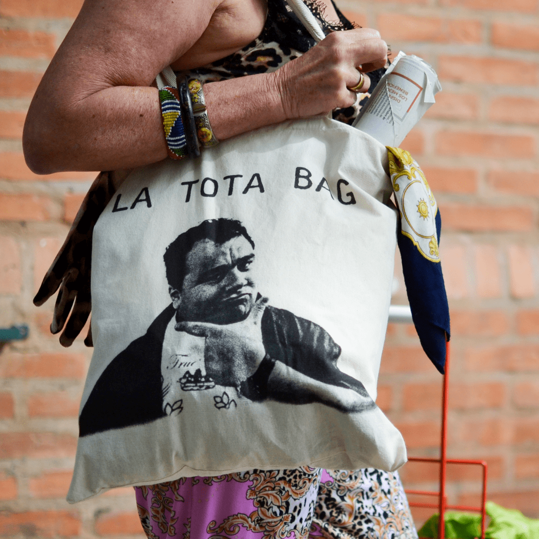 LA TOTA BAG